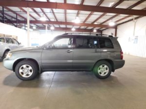 2005 Toyota Highlander Side 2005 Toyota Highlander Side