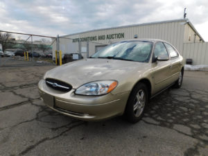 2000 Ford Taurus Front