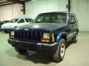 2000 Jeep Cherokee Front