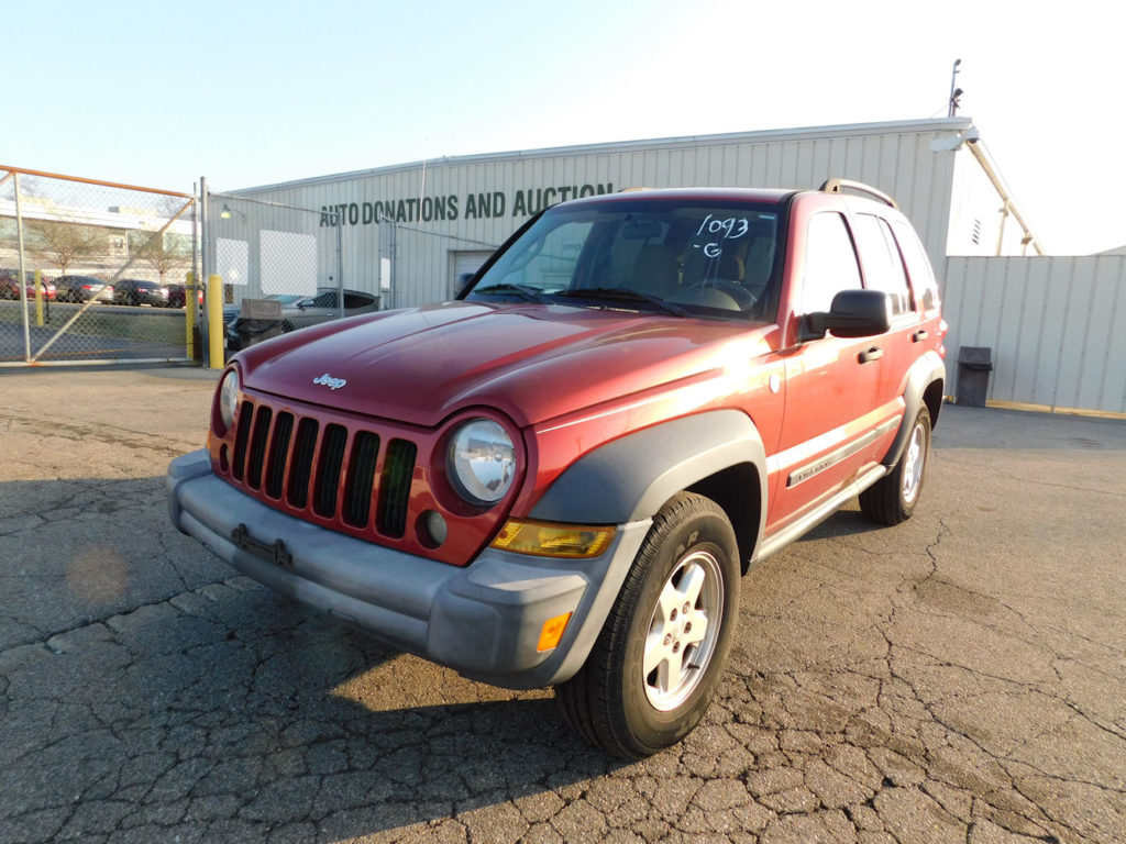 2006 Jeep Liberty Front