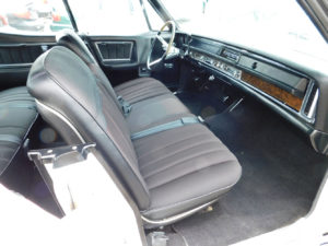 1968 Pontiac Bonneville Interior 1