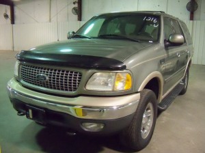 1999 Ford Expedition Front